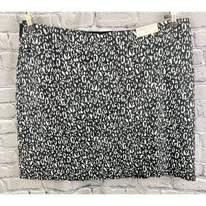 Chico's ZENERGY PRINT SKORT Size 3.5 18 Black UPF Ani  Pleat Skirt NWT $80